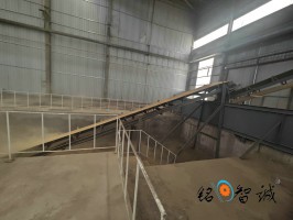 大傾角皮帶輸送機(jī)客戶使用現(xiàn)場